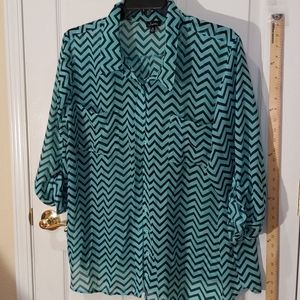 Plus size 26 Justify brand mint/black chevron READ